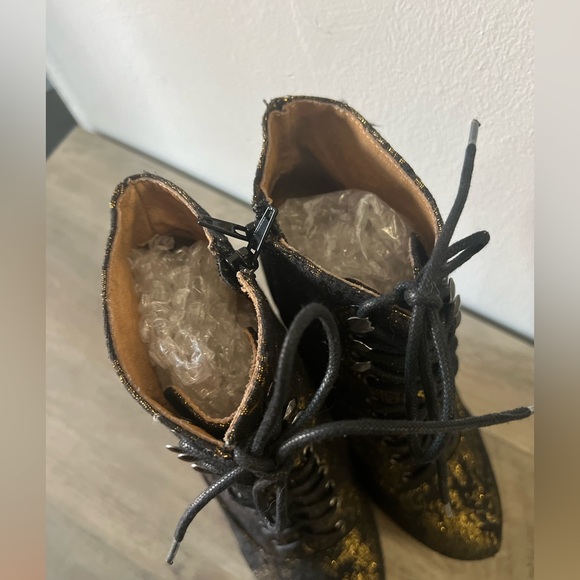 Jeffrey Campbell Havana Last Metallic Flower Platform Boots Handmade Shoes - Picture 7 of 14